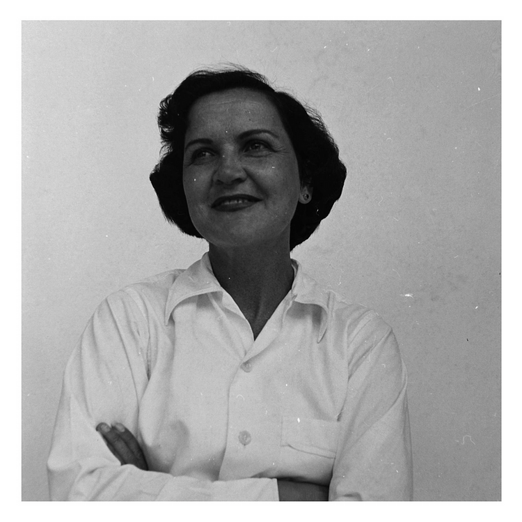 Debora Arango 2.jpg